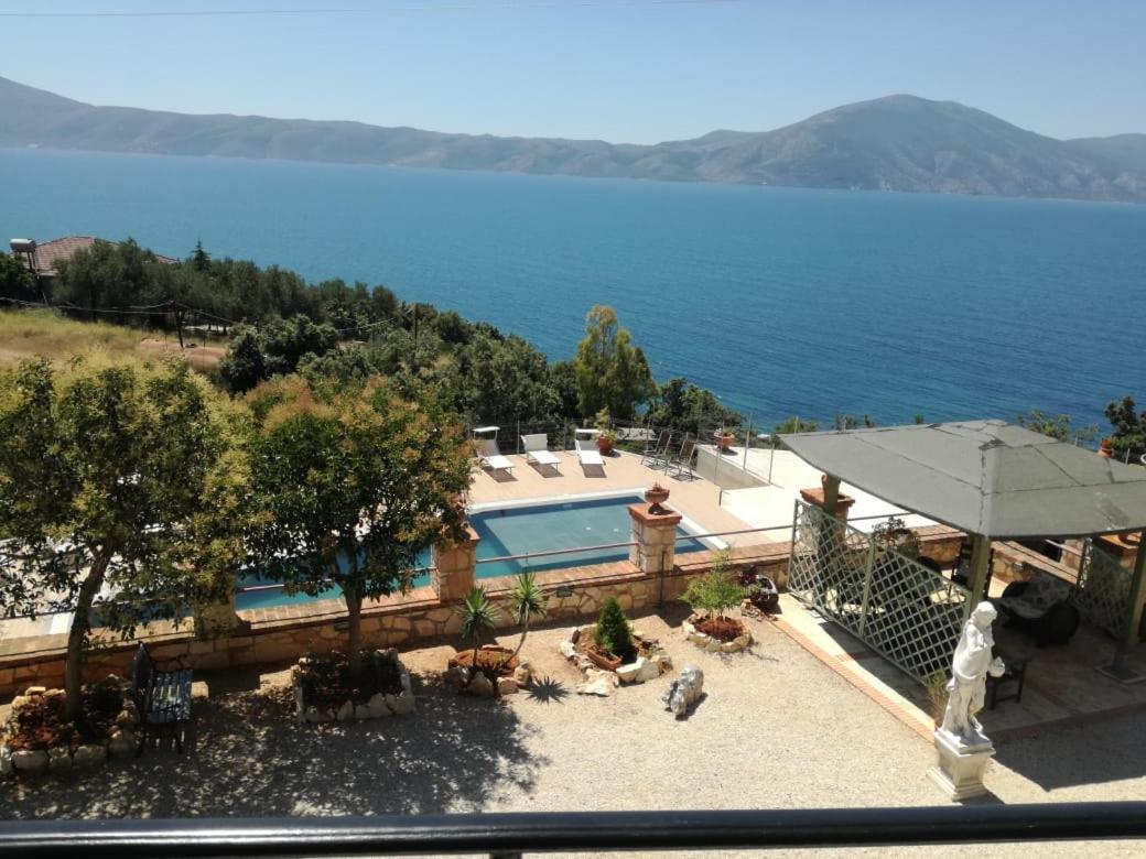 Hotel "San Saena " Radhimë 外观 照片