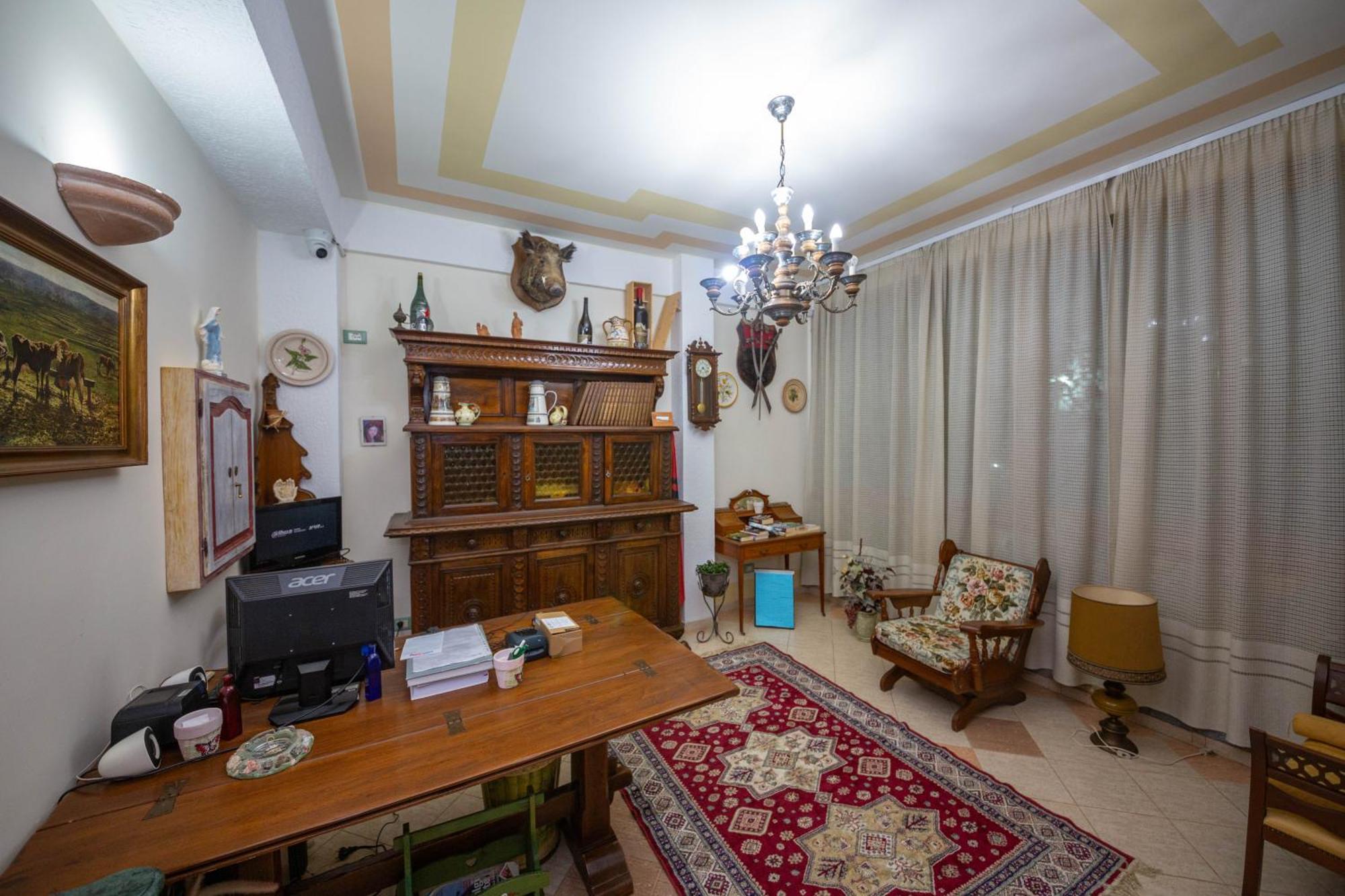 Hotel "San Saena " Radhimë 外观 照片