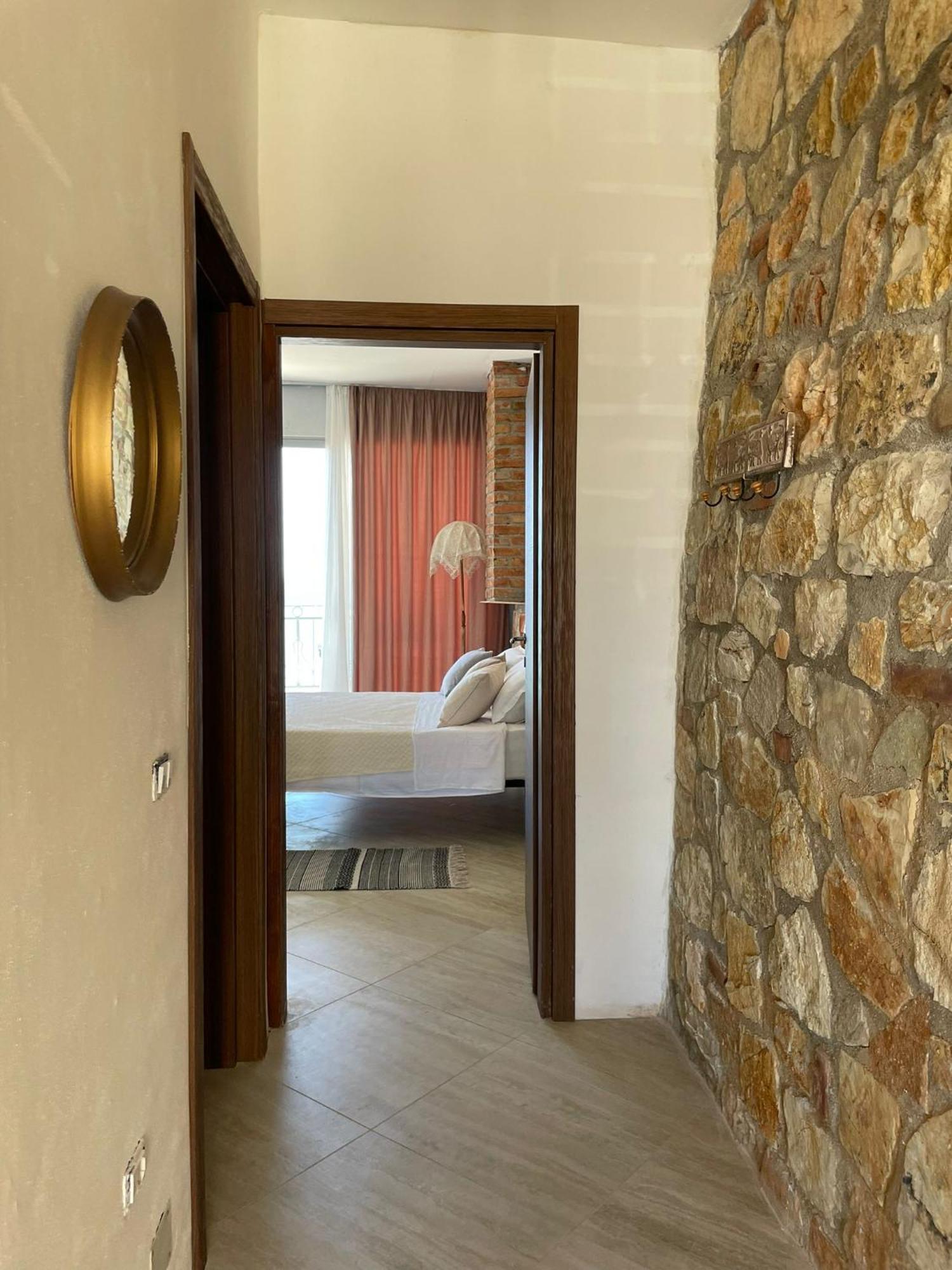 Hotel "San Saena " Radhimë 外观 照片