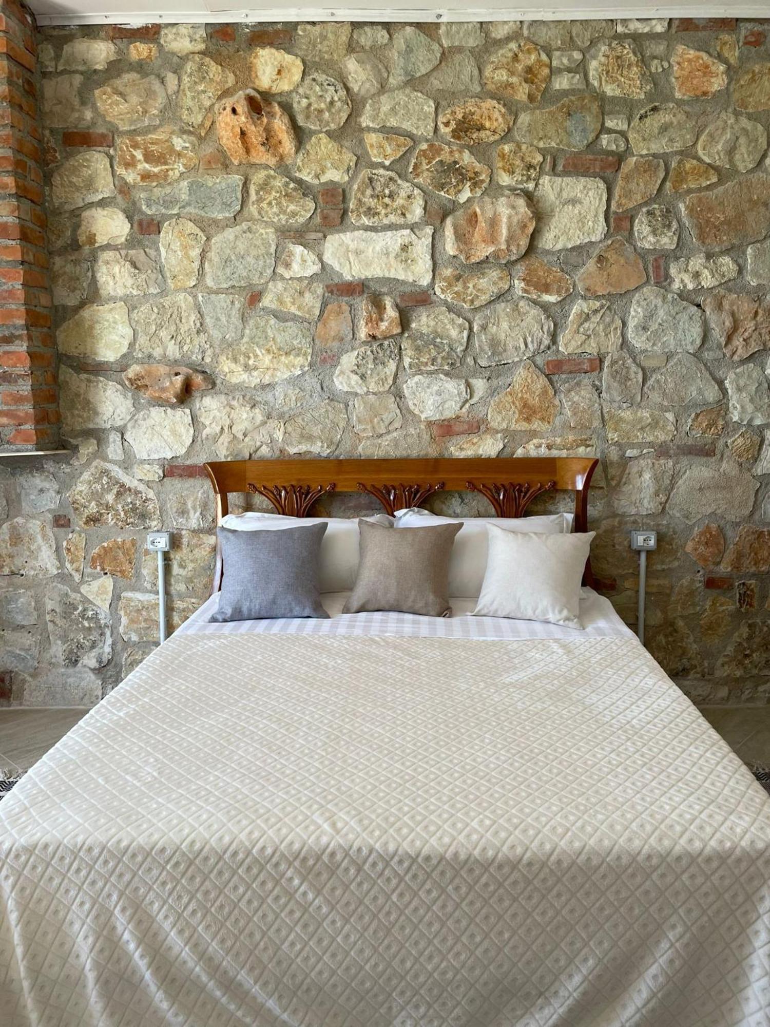 Hotel "San Saena " Radhimë 外观 照片